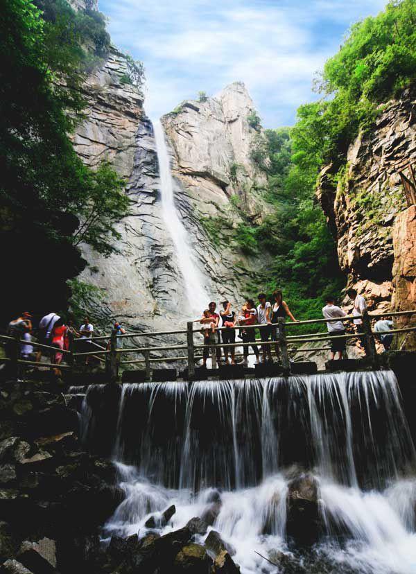 春回大地 鲁山诗景龙潭峡喜迎八方宾客