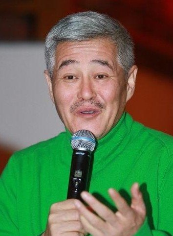 赵本山女儿_赵本山的收入