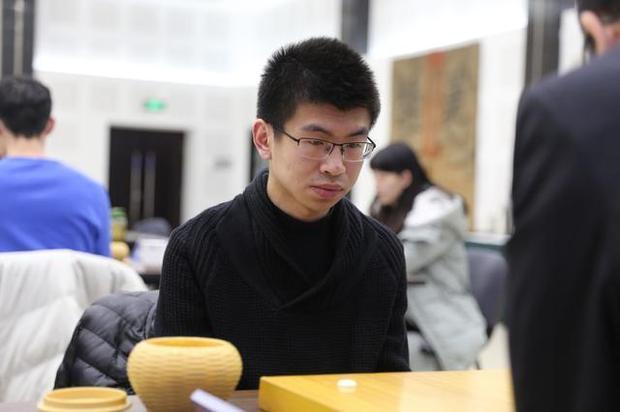 第3届洛阳白云山杯中国围棋棋圣战决出四强