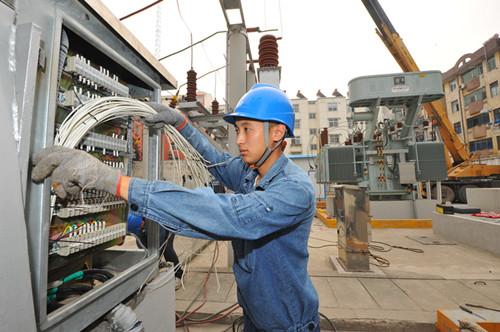 孟州市供电公司:技改电网 迎峰度夏_大豫网_腾讯网