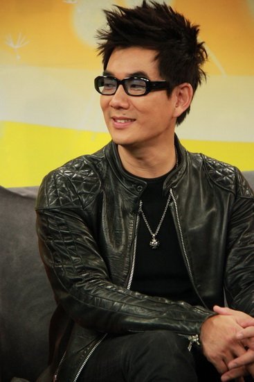 《倾城之泪》做客腾讯 陈乔恩窦骁回忆尴尬床