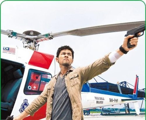 传周杰伦承认昆凌女友身份 马来西亚甜蜜约会