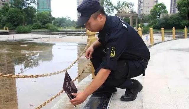 终于知道碧桂园物业保安员的一天都干了什么!