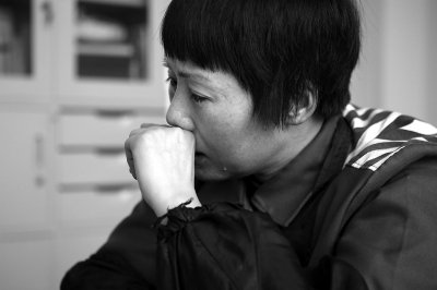 已婚女因网恋红杏出墙 离婚追爱位成刀杀情人