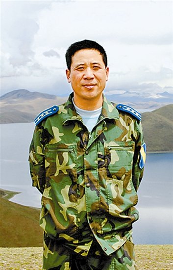 2007年感动中国人物:空军英雄李剑英