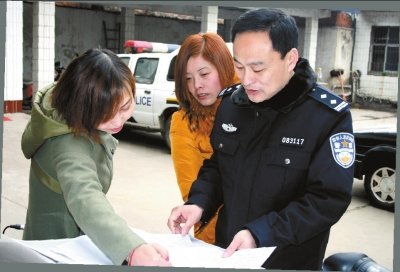 女子扮香港富商妻子150万求代孕 50人被骗百万