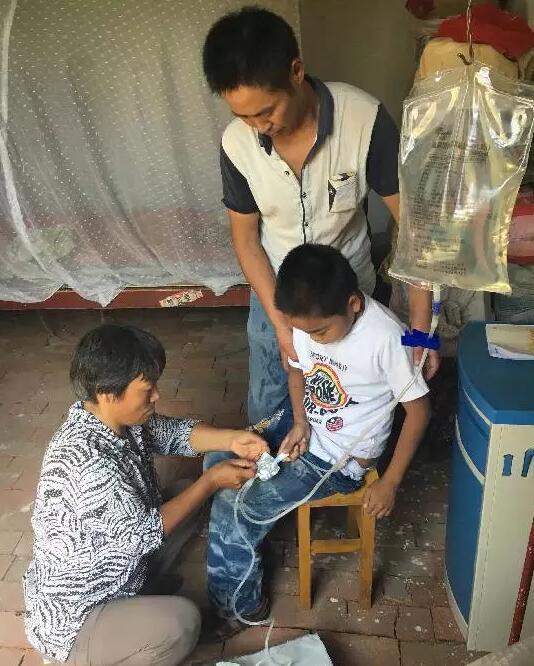 驻马店13岁男孩只有一个肾 为治病自建无菌透
