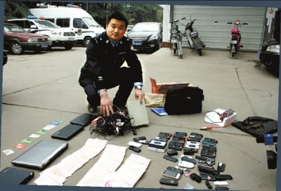 女子扮香港富商妻子150万求代孕 50人被骗百万