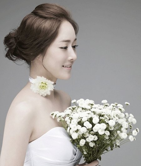 韩式发型婚纱_韩式新娘婚纱发型图片