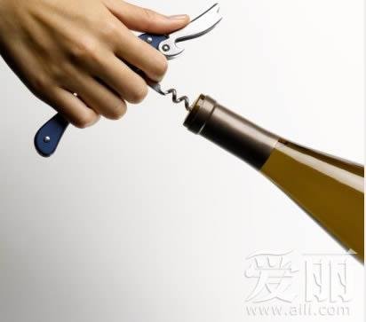 开启芳香之旅 葡萄酒开瓶的那些玄机