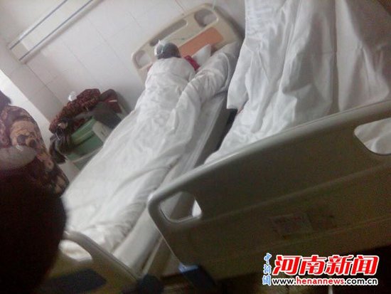 江西数十男子持刀砍村民图片