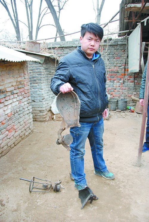 荥阳一庙会上爆米花机爆炸 76岁老人当场身亡_大豫网_腾讯网