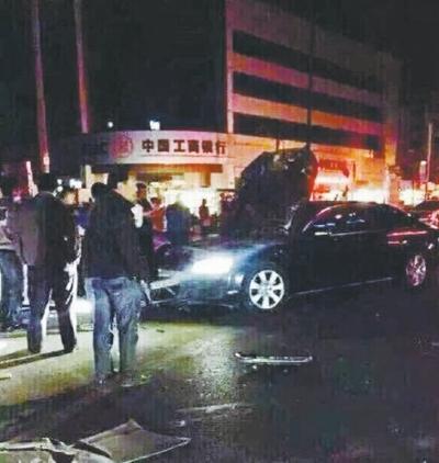 濮陽(yáng)一奧迪撞行人致2死1傷 車內(nèi)有人大代表證