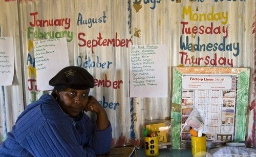 2000年人均工资_印度人均月工资(2)