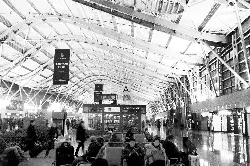 节后旅游价格跳水 河南赴三亚、港澳游打对折