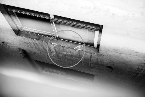 郑州一男子翻窗取钥匙 绳子断掉从四楼坠亡 