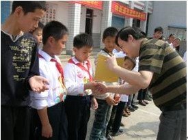 合众助学行商丘站走进商丘市特殊教育中心