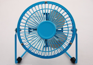 电风扇排名_电风扇卡通图片(2)