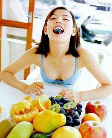 <em>夏季</em>胸部易膨胀 更换<em>大胸罩</em>_大豫网_腾讯网