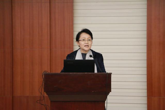 新媒体公共传播国际学术研讨会在郑大举办