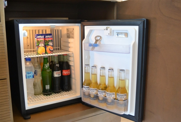 冰箱冷藏室有水怎么办？教你如何解决