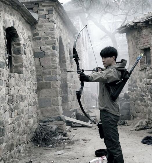 《末日生机》杀青 文鸿毅演绎方正