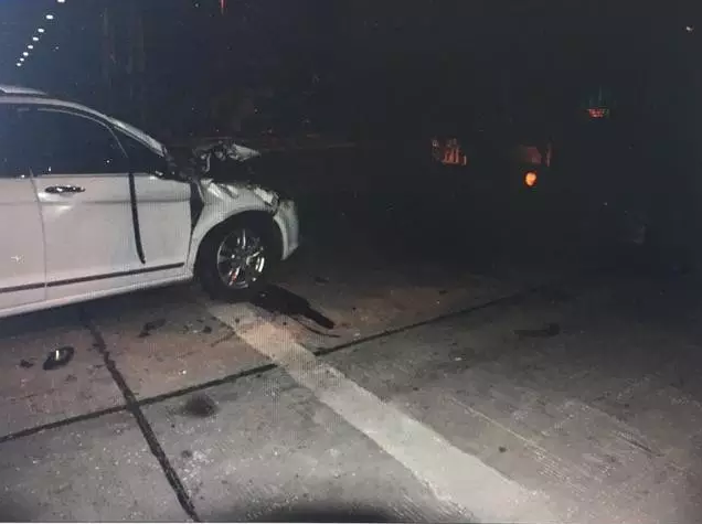 凌晨男子高速疲劳驾驶出车祸 所幸无人员伤亡