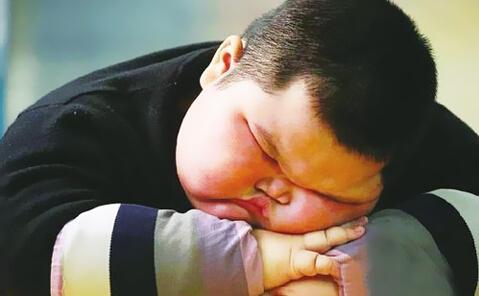 最权威中国胖孩子数据出炉:男生遗精年龄提前