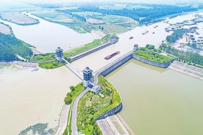 时间:7月17日地点:京杭大运河京杭大运河与淮河入海水道形成水上