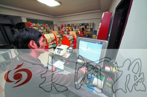 周周遭遗弃：爸妈，我多恨他们就多需要你们