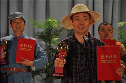 《<em>就是闹着玩的</em>》<em>女一号</em> 杨青倩透露感情线_大