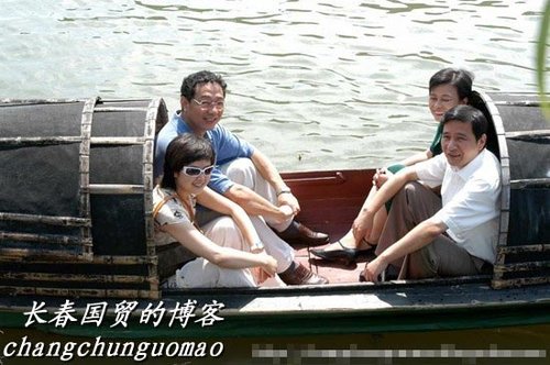 央视主播张泉灵老公首曝光(图)