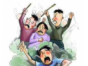网曝一政协委员及妻遭人持棍棒围殴导致头破血