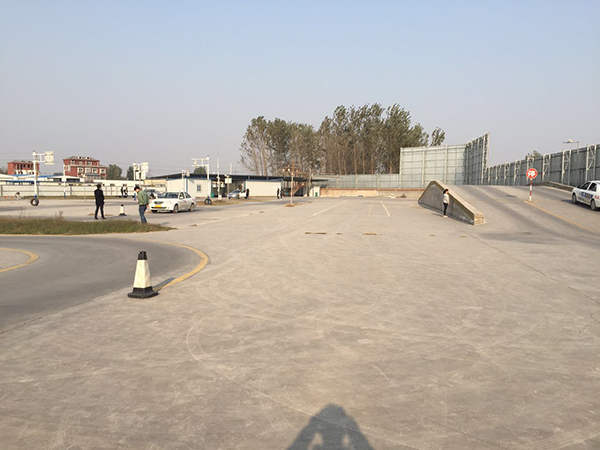 【郑州考驾照新变化】没暂住证俩月拿驾照!-大