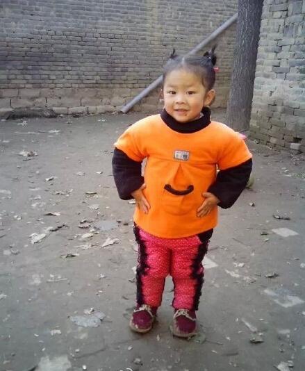 许昌三岁女孩丧失五天无音信 脖子有块褐色胎记