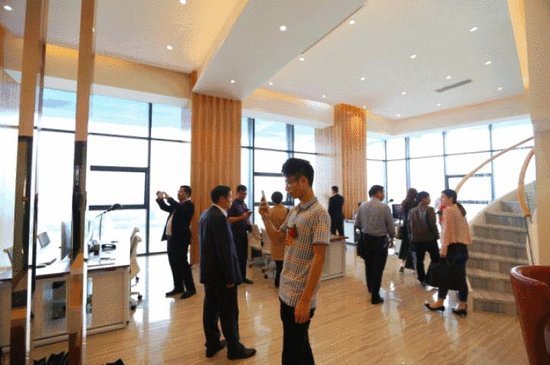 小编辑游观大楼盘--衡阳有史以来首座超百米建