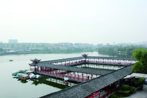 酃湖公园:"吃住游购娱"山水风姿