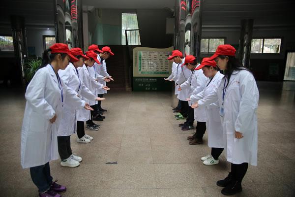 湖南医药学院临床医学院开展德育实践活动