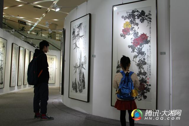 书画假日刘惠浦王友智美景联展在溧阳三馆一长沙名家酒店情趣艺术图片