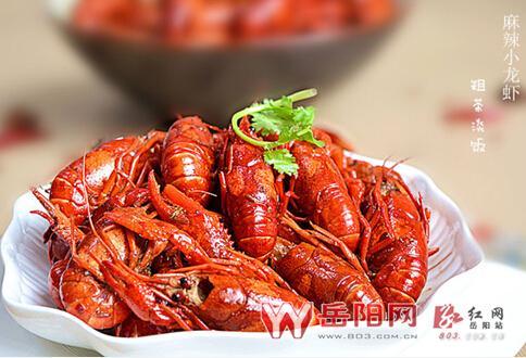 岳阳10个人一次吃了60斤小龙虾