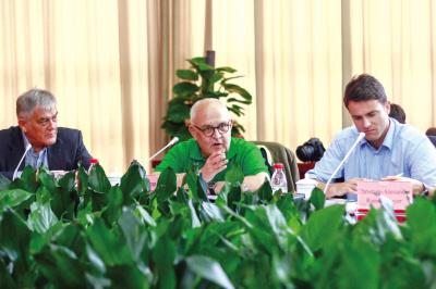 德国企业家来长沙经开区调研 点赞长沙制造