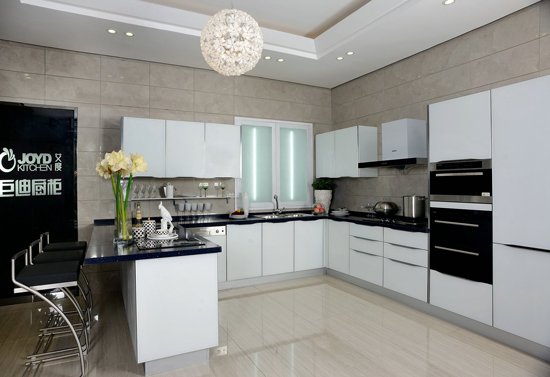 巨迪厨柜一诺千金 跨年保价尊显身份