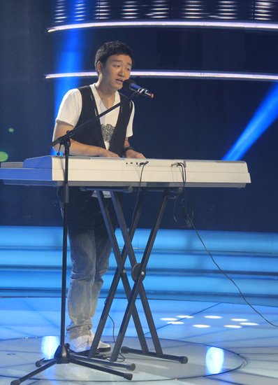 《为TA而唱》萌系小王子林嘉添唱歌征婚