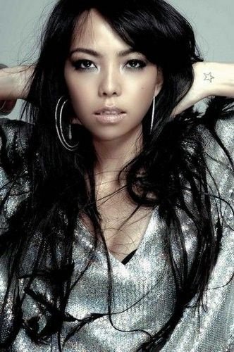 <em>张惠妹每天</em>排练8小时 要为湖南歌迷秀爵士鼓_