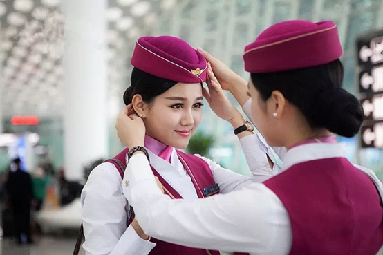 中国南航本月在湘招聘空姐空少 长张两地面试
