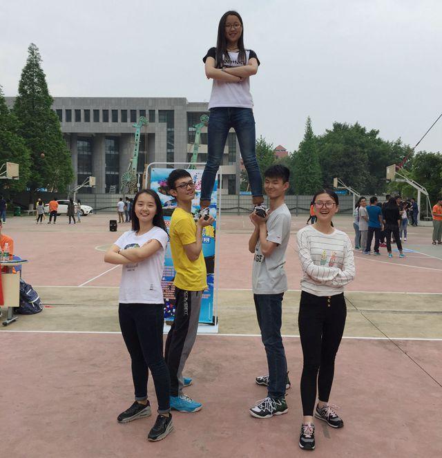 湖南高校最强五人组挑战赛选拔开始 大学生玩