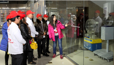 晒合影 体彩让你直接任性到北京!