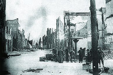 文夕大火祭 90岁老人感叹“千金难换和平安乐”_大湘网_腾讯网