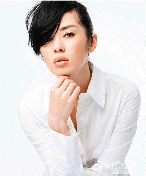 湖南十大美女排行_祖籍是湖南的十大绝色女星,第一名最美当之无愧!