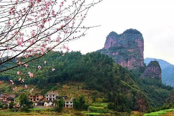 邵阳崀山荣登2016 年度好评旅游景区榜首!